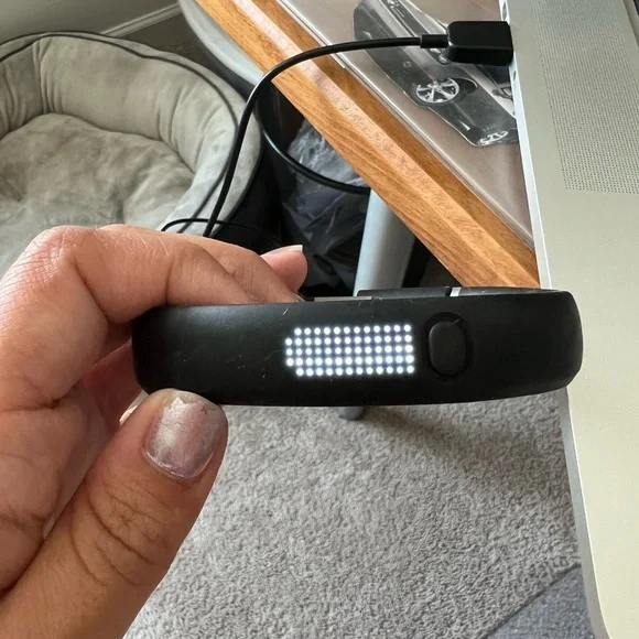 SOLD Nike+ Fuelband Black ML mens womens - Picture 6 of 6